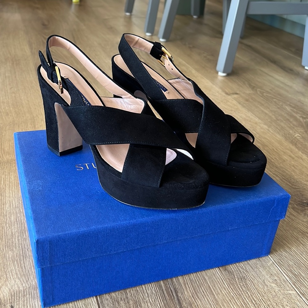 Stuart Weitzman “Jerry” Suede Heels